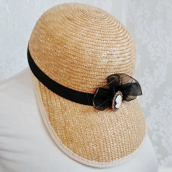 Vintage Straw Hat with Long Bill and Cameo Accent - Picture 1 of 5
